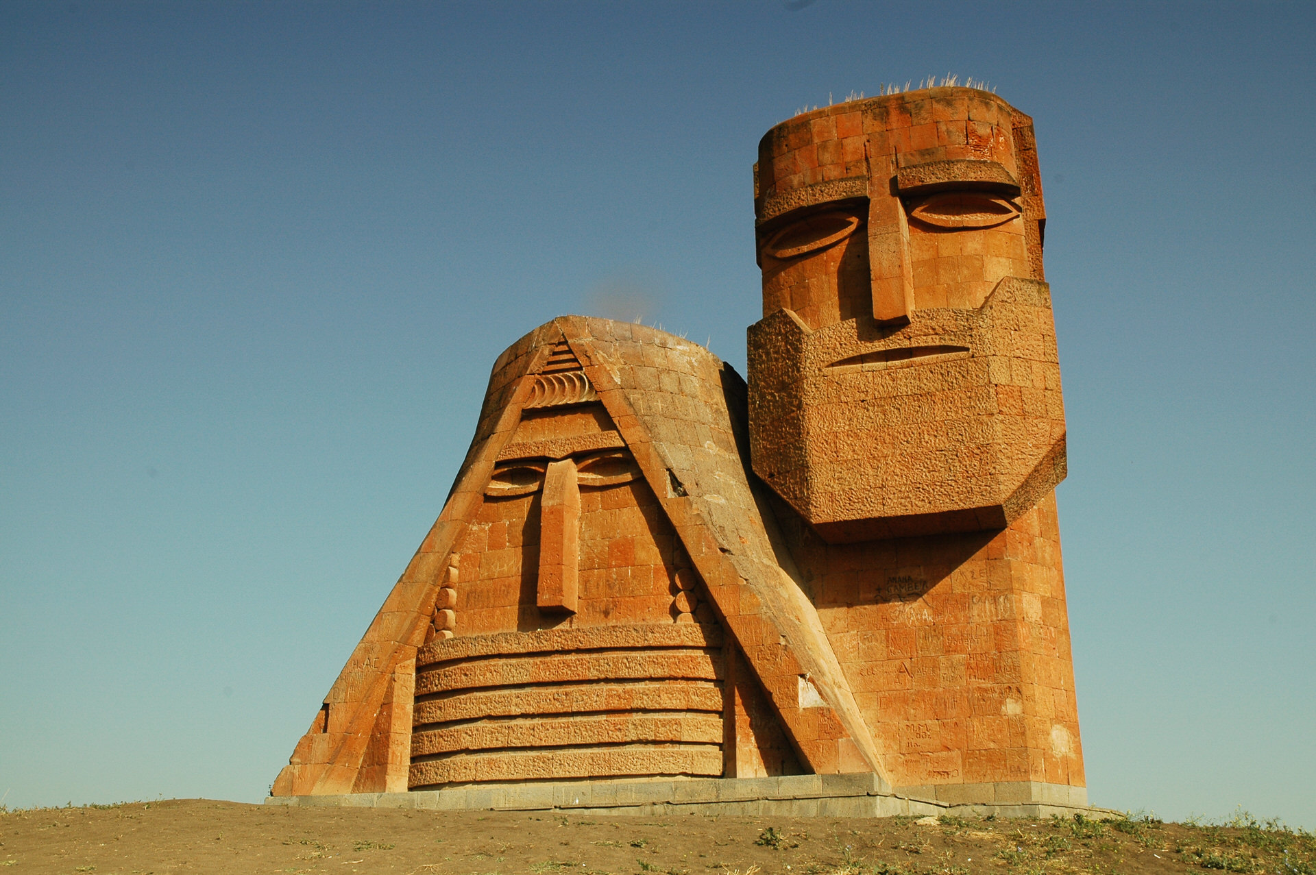 Monumento nella capitale Stepanakert, Nagorno-Karabakh